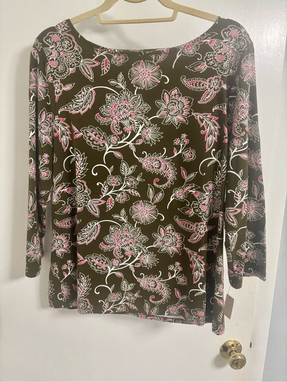 Talbots Olive Floral Scoop Neck Top - Pink & White Paisley Pattern NWT❤️